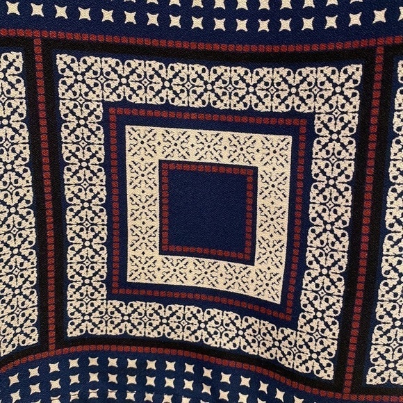 PLEIONE Blue and White Short Sleeve Shift Dress - Size Small - Picture 4 of 10